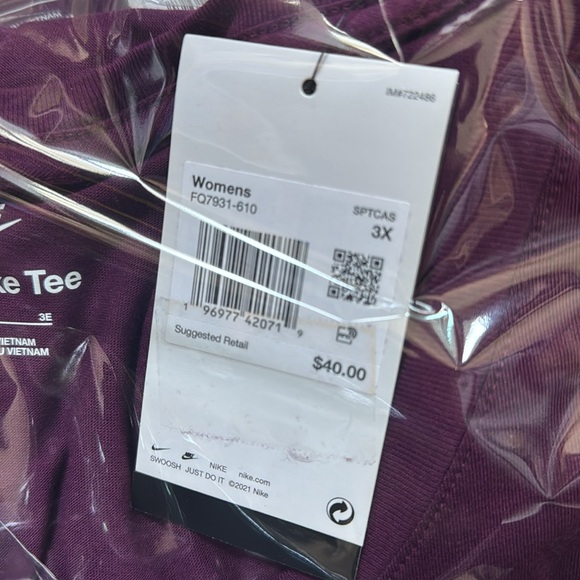 Nike Plus Size Essential Tunic Logo T-shirt NWT - Picture 6 of 7